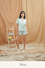 Load image into Gallery viewer, Larisse Set
